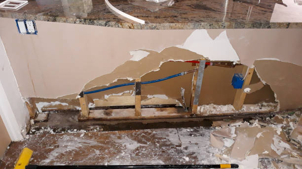 Local water damage restoration in Hamilton, GA